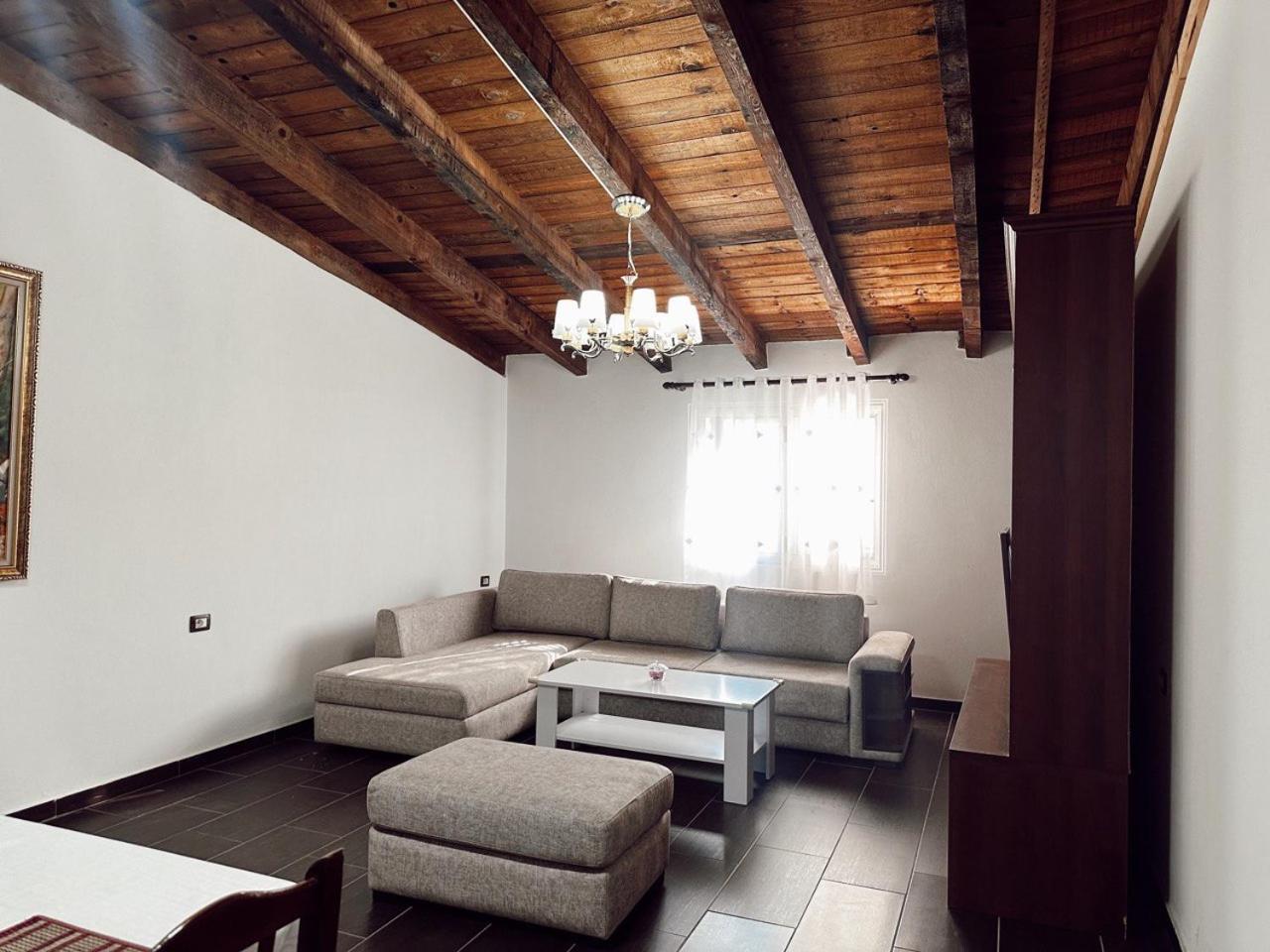 Oa'S Beach Apartment Vlore Exterior photo